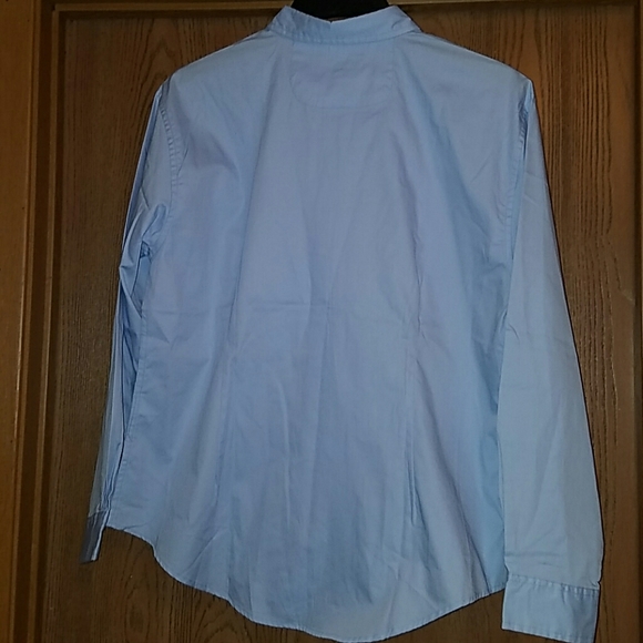 Sierra Pacific blue button down blouse - Picture 5 of 8